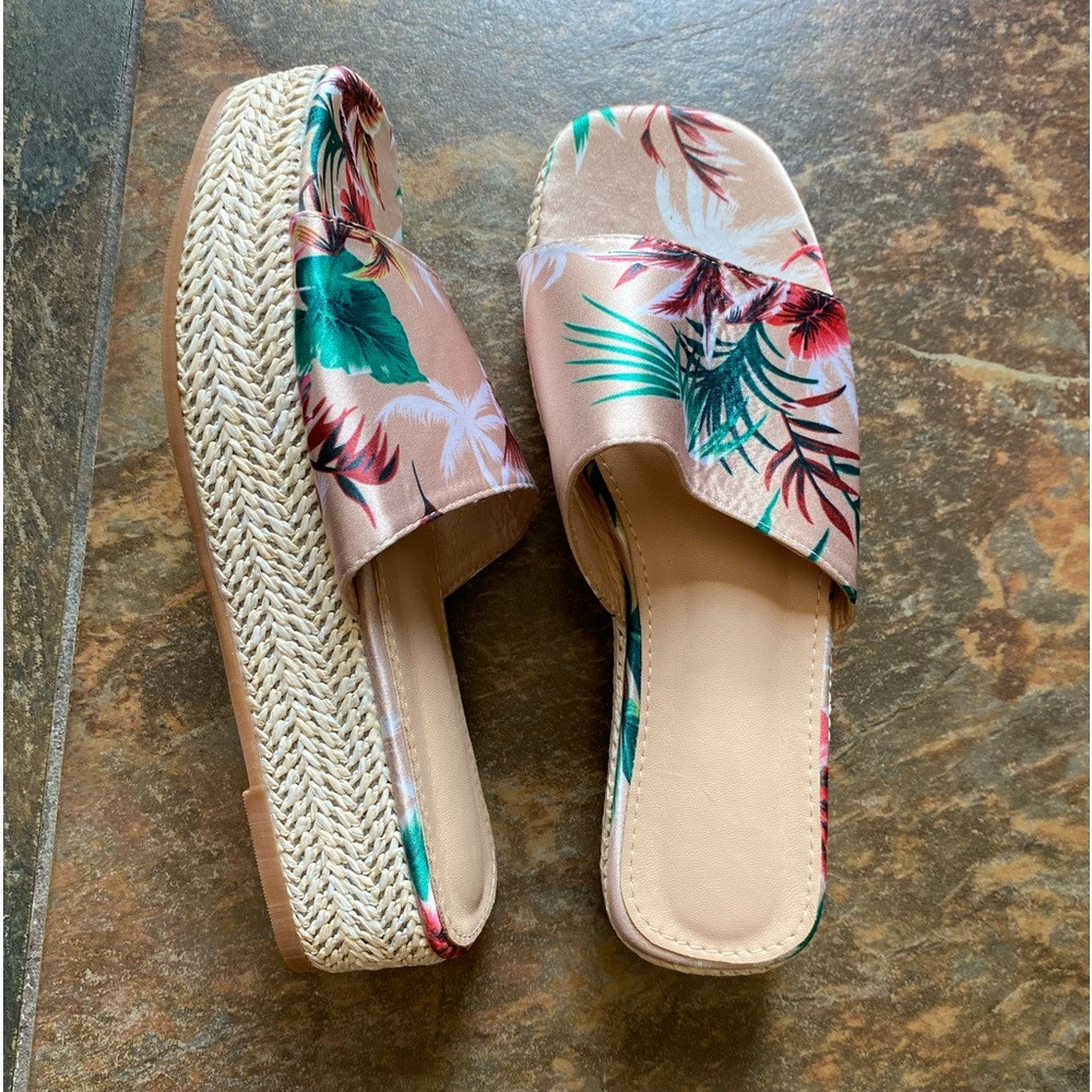 NWOB Tropical Platform Sandle